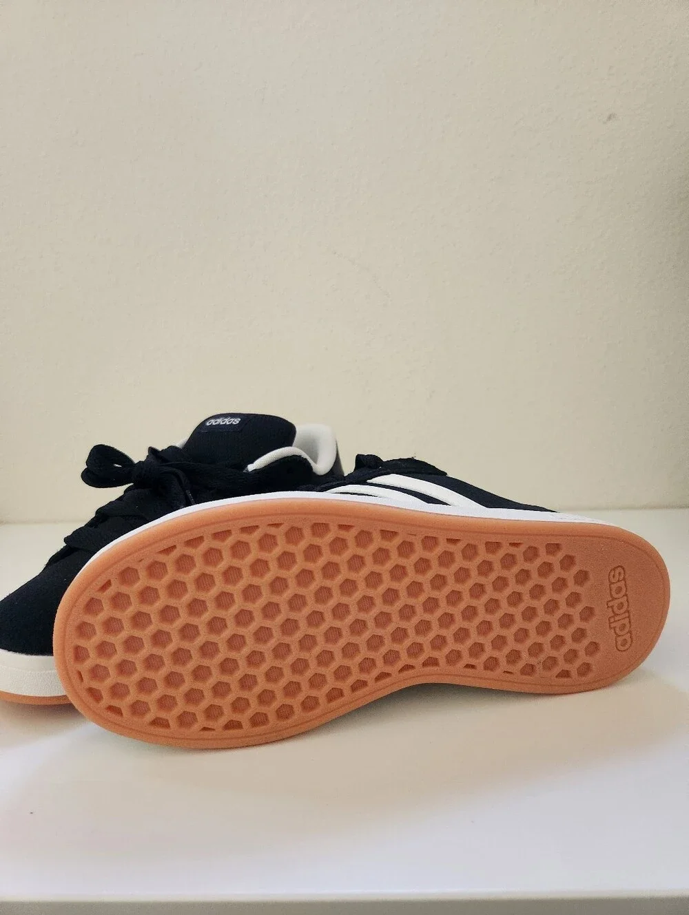 Adidas Grand Court 00s Black White Sneakers Kids Size 2 New